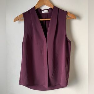 Babaton Sleeveless Power blouse